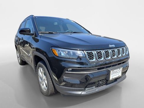 New 2024 Jeep Compass Latitude w/ Convenience Group image 1