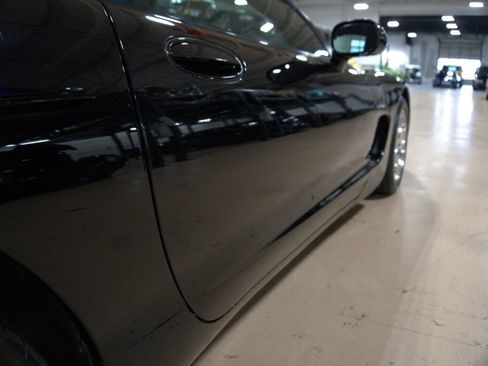 Used 2002 Chevrolet Corvette w/ Preferred Equipment Group2 image 25