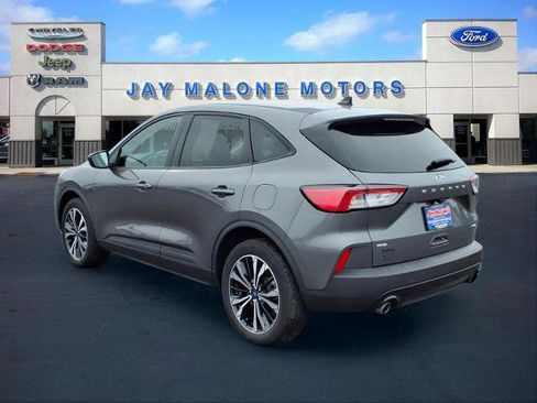 Certified 2021 Ford Escape SE w/ SE Sport Appearance Package image 4