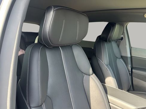 New 2026 Cadillac Optiq Luxury 2 w/ LPO, Floor Liner Package RWD image 17