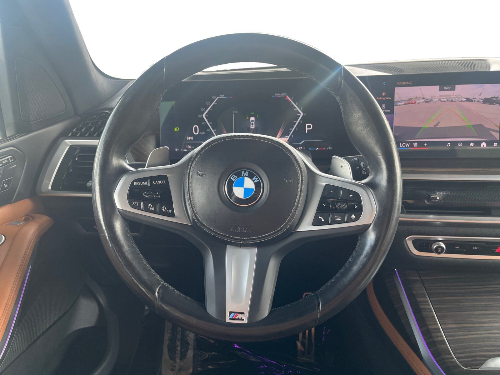 Used 2024 BMW X7 xDrive40i w/ M Sport Package AWD/4WD image 12