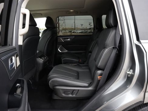 Certified 2025 INFINITI QX80 Sensory image 19