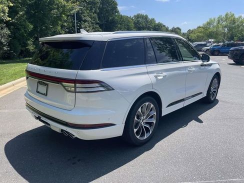 Used 2022 Lincoln Aviator Grand Touring w/ Equipment Group 301A AWD/4WD image 27