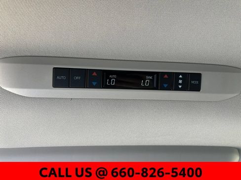 Used 2024 Toyota Sienna Limited AWD/4WD image 12