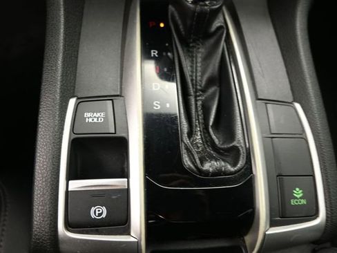 Used 2021 Honda Civic Sport image 12