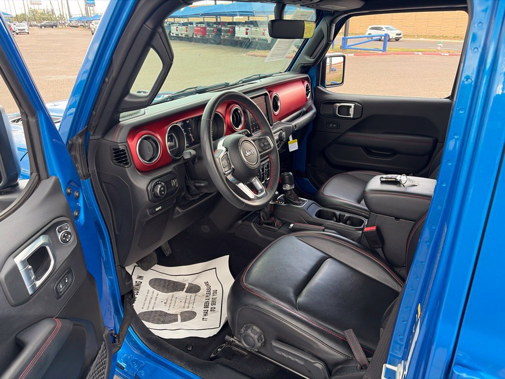 Used 2023 Jeep Gladiator Rubicon w/ LED Lighting Group AWD/4WD image 9