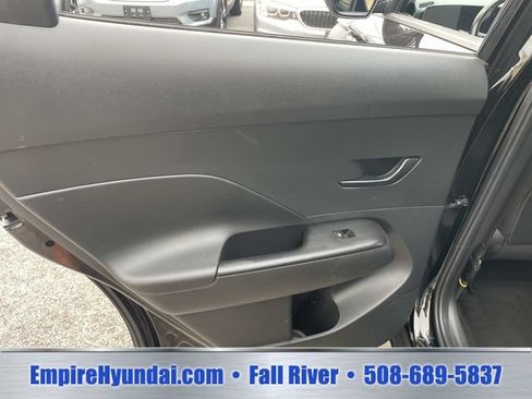 Used 2024 Hyundai Kona SEL AWD/4WD image 14