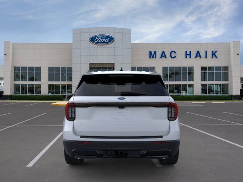 New 2026 Ford Explorer ST-Line RWD image 5
