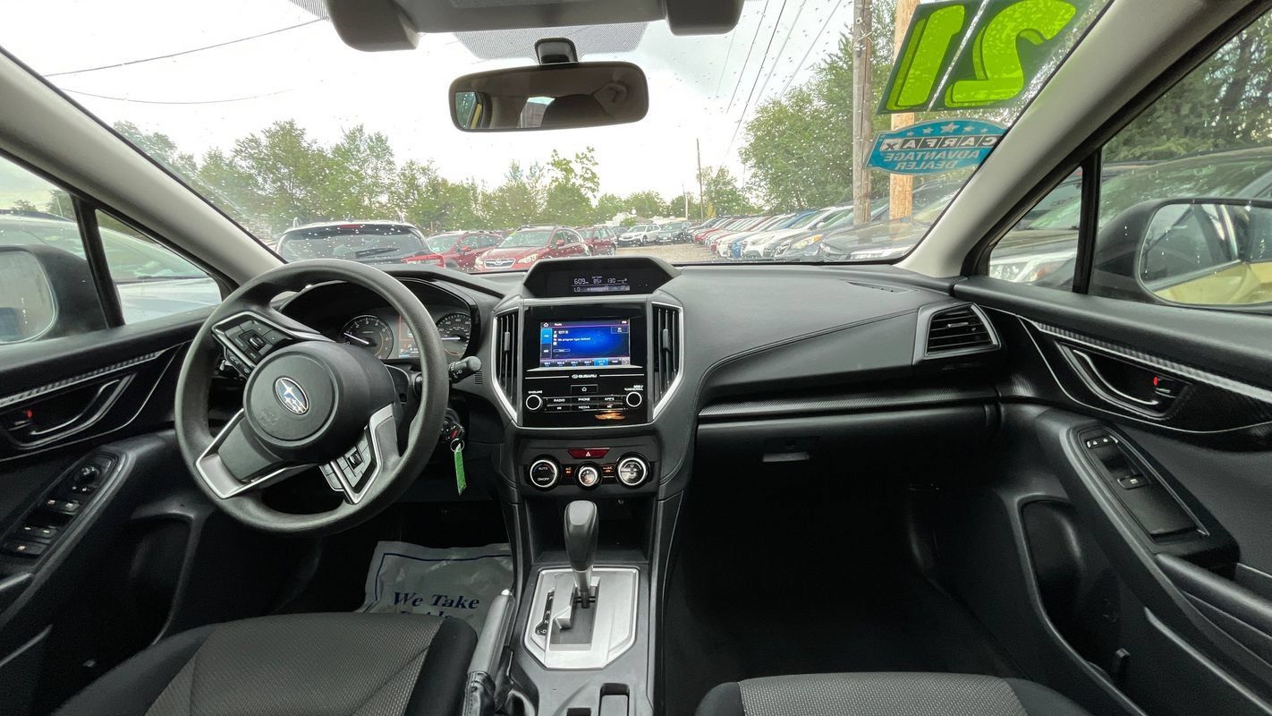 Used 2021 Subaru Crosstrek 2.0i AWD/4WD image 16