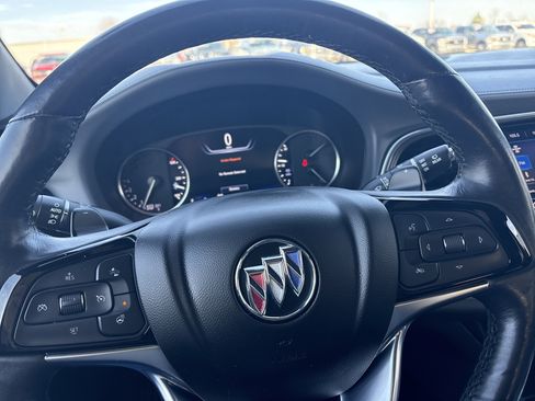 Used 2024 Buick Enclave Premium image 12