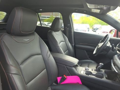 Used 2019 Cadillac XT4 Sport w/ Cold Weather Package AWD/4WD image 7