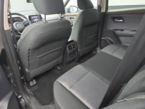 Used 2021 Nissan Rogue SV image 42