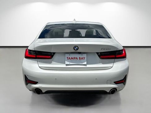 Used 2021 BMW 330i Sedan w/ Convenience Package RWD image 4