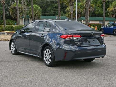 Certified 2025 Toyota Corolla LE w/ Convenience Package FWD image 4