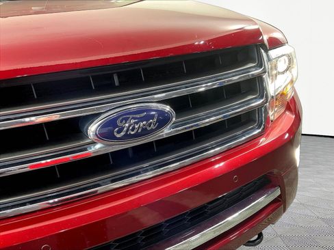 Used 2015 Ford Expedition EL Limited w/ Equipment Group 301A AWD/4WD image 34