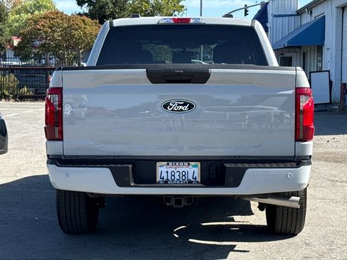 Used 2026 Ford F150 XLT w/ XLT Black Appearance Package RWD image 5