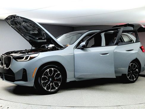 Used 2025 BMW X3 xDrive30i w/ Premium Package image 10