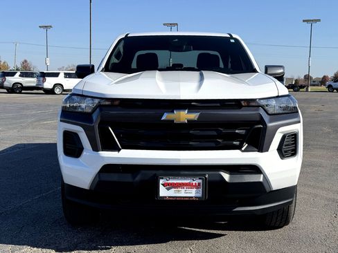 Used 2023 Chevrolet Colorado LT image 9