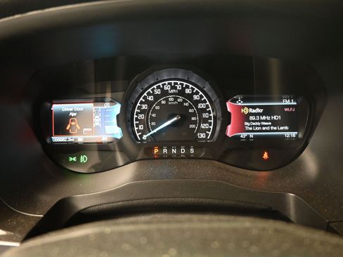 Used 2022 Ford Ranger Lariat w/ Equipment Group 501A High image 10