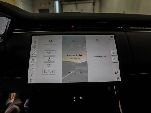 Used 2024 Land Rover Range Rover Sport Dynamic SE image 15