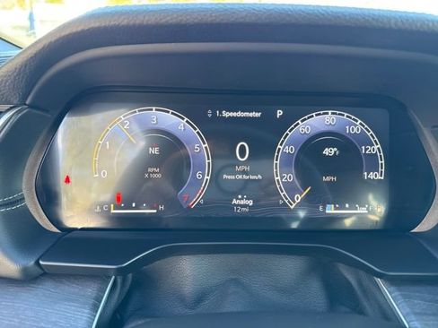 New 2025 Jeep Grand Cherokee Limited w/ Black Appearance Package image 19