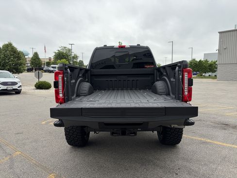 New 2026 Ford F250 Lariat w/ Black Appearance Package AWD/4WD image 14