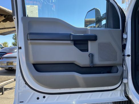 Used 2021 Ford F250 XL image 13