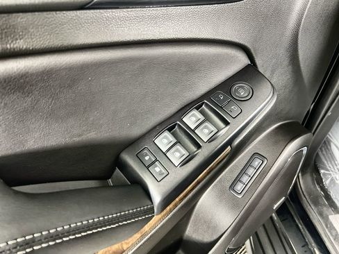 Used 2019 Chevrolet Tahoe LT AWD/4WD image 23