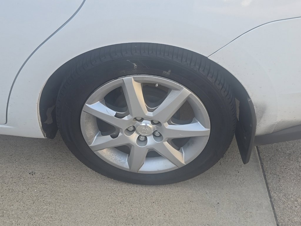 Used 2007 Toyota Prius Touring w/ Pkg 3 FWD image 9
