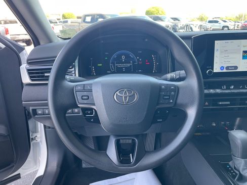 Used 2026 Toyota Camry LE FWD image 9