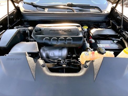 Used 2020 Jeep Cherokee Latitude image 31