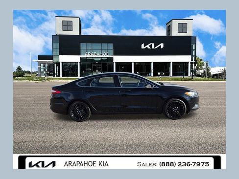 Used 2016 Ford Fusion SE w/ Equipment Group 202A image 1