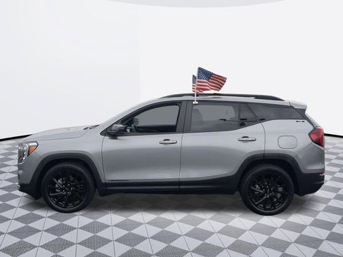 Certified 2023 GMC Terrain SLE w/ Driver Convenience Package FWD image 4