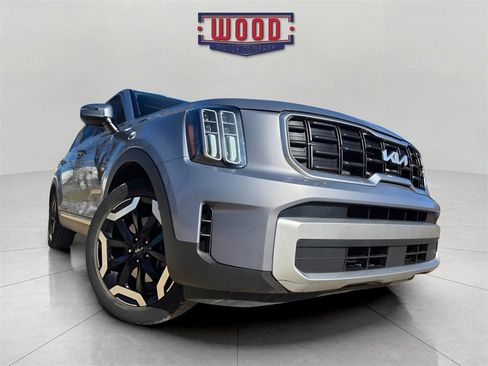 Used 2023 Kia Telluride S w/ S Sunroof Package image 4
