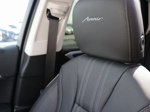 New 2025 Buick Envision Avenir image 23