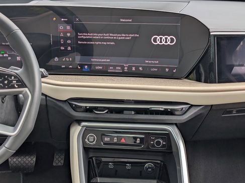 Used 2025 Audi Q5 Prestige AWD/4WD image 28