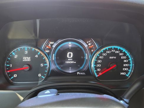 Used 2018 GMC Yukon Denali image 42