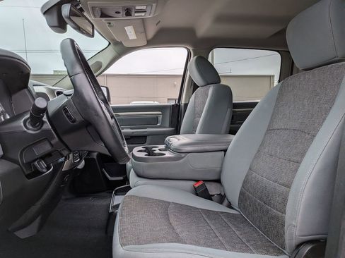 Used 2019 RAM 1500 Big Horn image 14