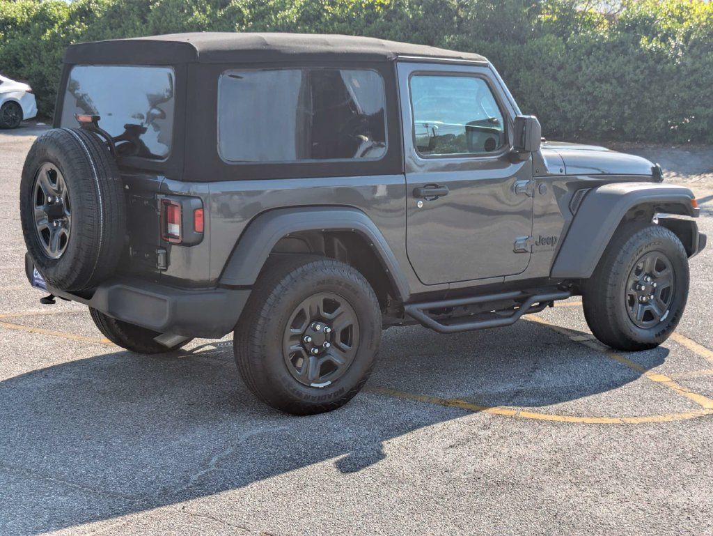 Used 2024 Jeep Wrangler Sport AWD/4WD image 4