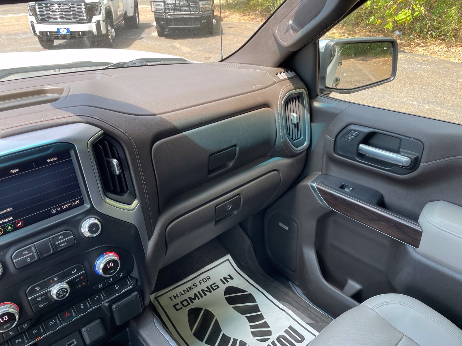 Used 2021 GMC Sierra 1500 SLT AWD/4WD image 33