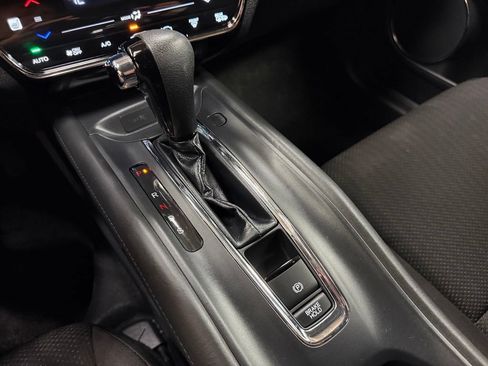 Used 2016 Honda HR-V EX image 26