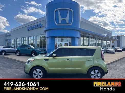 Used 2014 Kia Soul FWD image 1