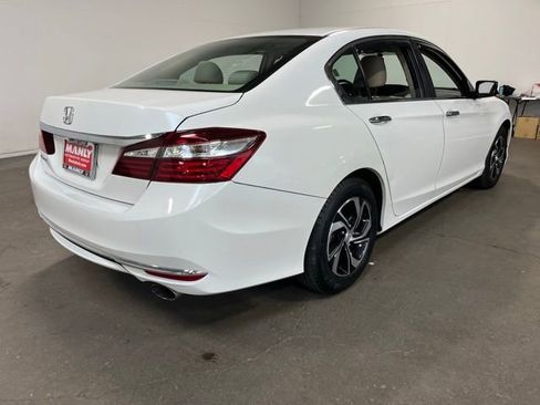 Used 2016 Honda Accord LX image 3