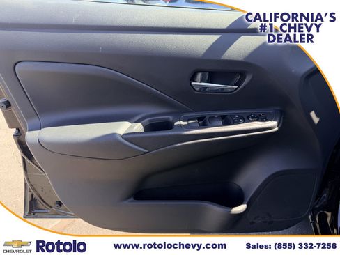 Used 2024 Nissan Versa SV FWD image 17