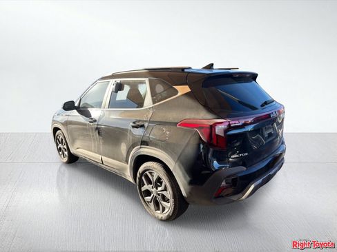 Used 2024 Kia Seltos S FWD image 3