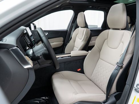 New 2026 Volvo XC60 B5 Plus w/ Climate Package image 13