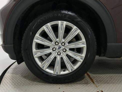 Used 2020 Ford Explorer Limited w/ Class III Trailer Tow Package AWD/4WD image 41
