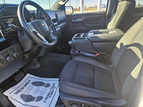 Used 2024 Chevrolet Silverado 1500 LT w/ Protection Package image 7