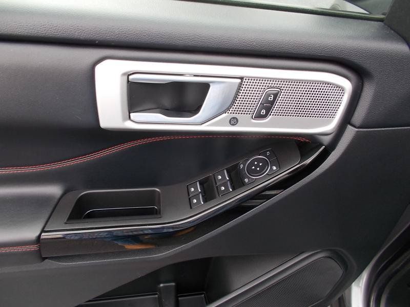 Used 2022 Ford Explorer ST-Line RWD image 30