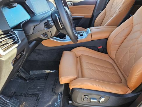 Used 2023 BMW X5 xDrive45e w/ Executive Package image 16
